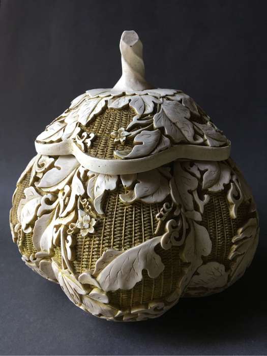 Vintage Chinese Cinnabar bowl