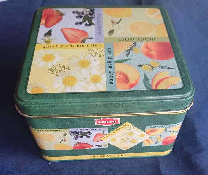 Lipton tin