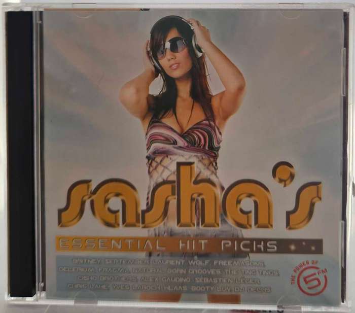 Sasha`s Essential Hit Pics