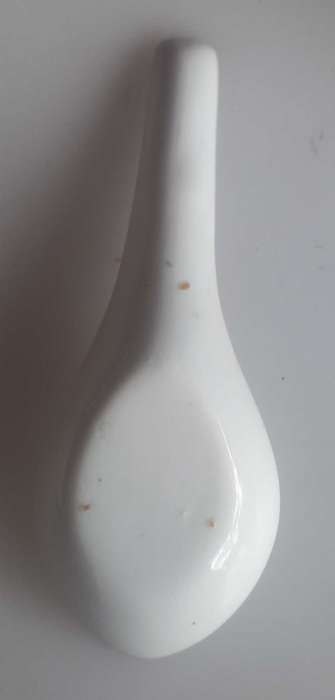 White Chinese soup spoon