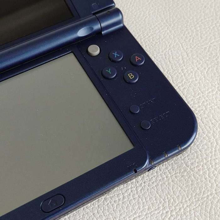 "New" Nintendo 3DS XL Console Eur