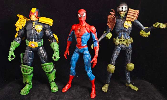 ToyBiz Legendary Comic Book Heroes Judge Dredd vs Judge Death