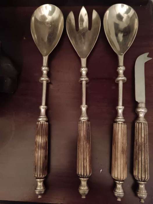 Silver Plated Bone Handled Salad Spoons & Cheese Knife