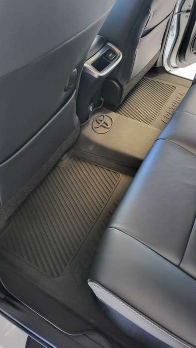 Toyota Fortuner GD-6 2016+ Heavy duty Moulded Mats