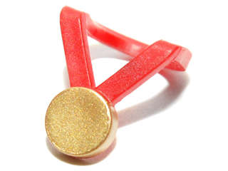 Lego (N) ~ Minifigure Neck Medal with Gold Medallion Pattern ~ [Red]