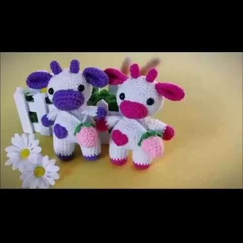 Toy Dolls Model 2pcs Couple Strawberry Cow Kit