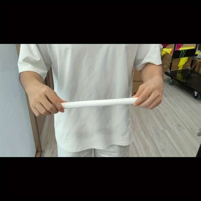 Toy Weapons Color White Quantity 1Pc