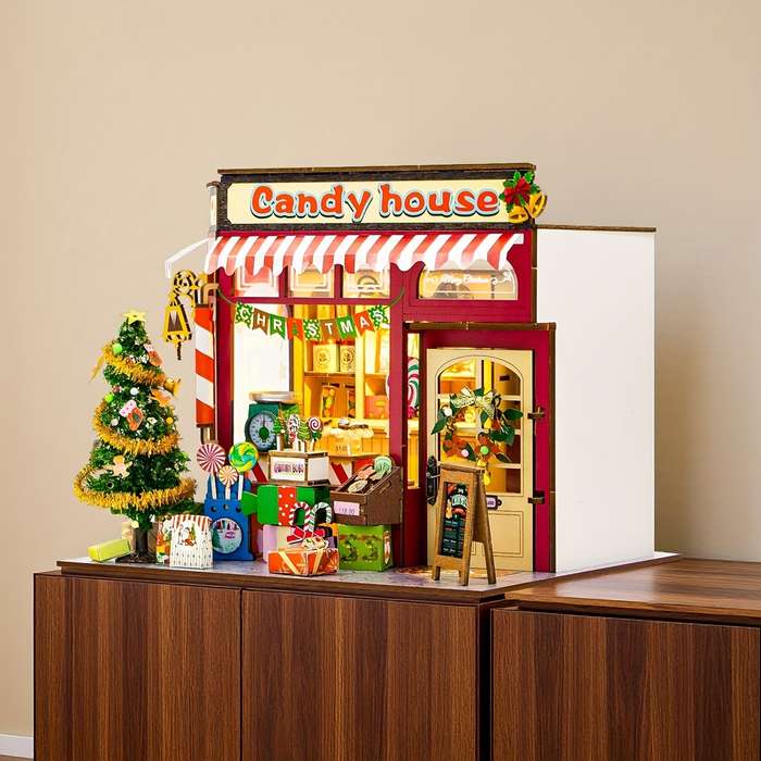 Building Toy Architectural Model Toy Set Items Holiday Season Candy House