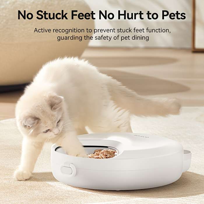 Pet Supplies Color White