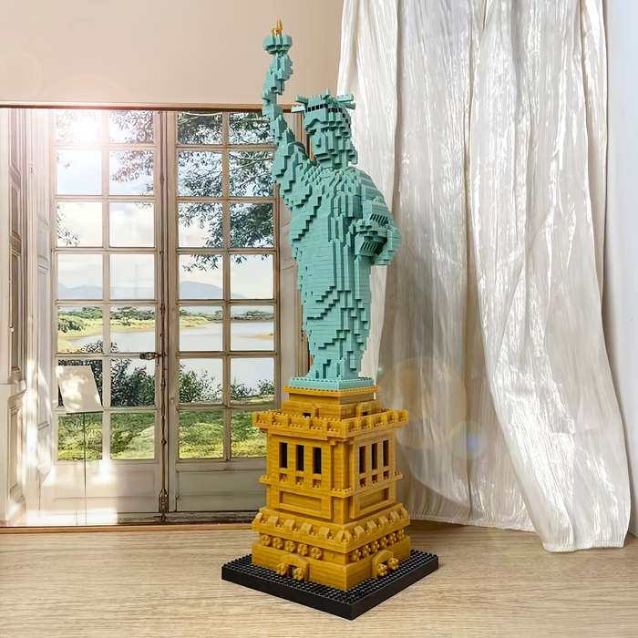 Building Toy Architectural Model Toy Set Items Statue Of Liberty 2536Pcs