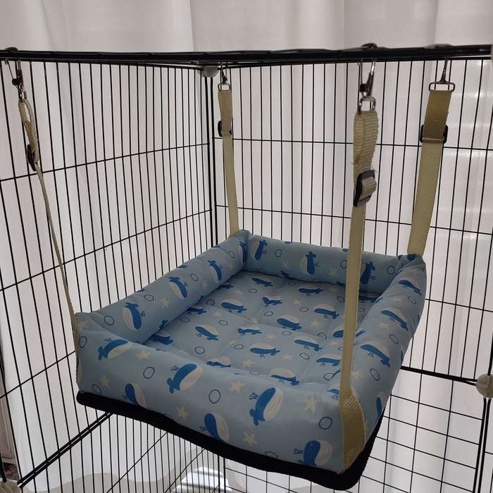 Pet supplies size Size S  recommended for up to 6 catties  Items Blue Whale  Hanging Square Cat Bed