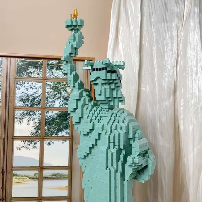 Building Toy Architectural Model Toy Set Items Statue Of Liberty 2536Pcs