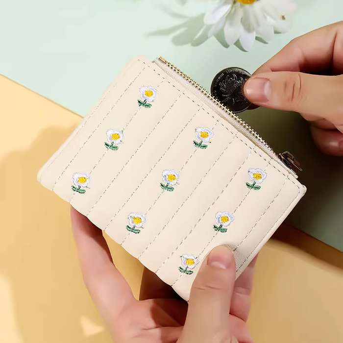 1pc Fashion Trend Women'S Purse 2005 New Small Fresh Flowers Cute Small Purse Waterproof Wear-Resis