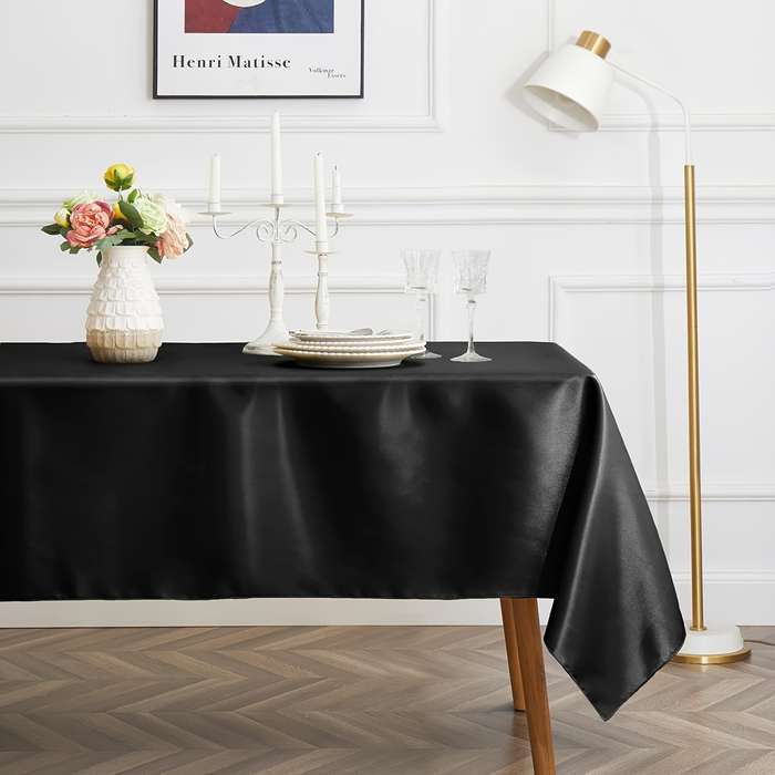 Halloween tablecloth decoration size 145 x 180cm or 57 x 71in