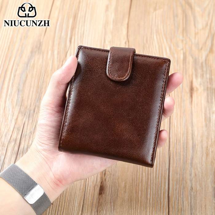 Genuine Leather Wallet Made of Top Layer Cowhide Featuring Anti-Magnetic Card Slots a Men'S Wallet
