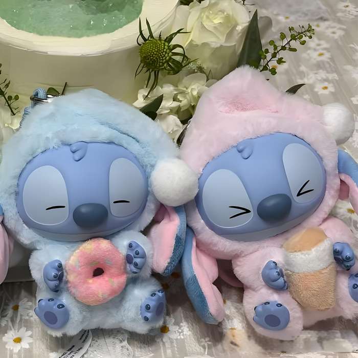 Toy Dolls Model Stitch Action Figure Mystery Box   2pc