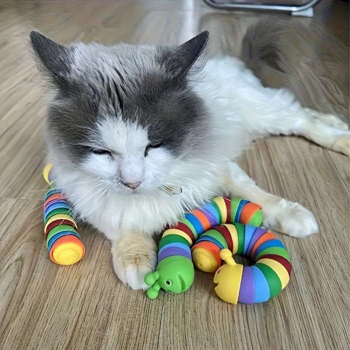 Pet Supplies Style 18.5Cm Caterpillar Random Colors