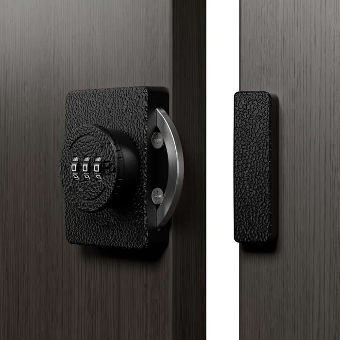 Lock Color Black