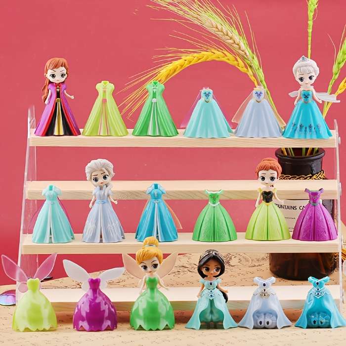 Toy Dolls Quantity 18 piece Princess Dress Up Set