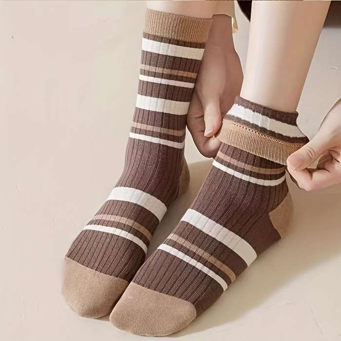 5 Pairs Of Mixed Colors One Size High Elastic Socks