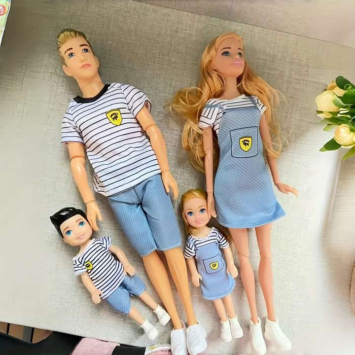 Toy Dolls Items A family of four