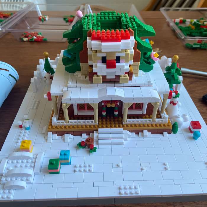 Building Toy Architectural Model Toy Set Model Large Christmas Castle  2500 Add  Pcs
