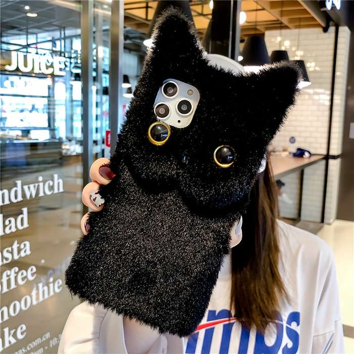 1Pc White For iPhone 13 Pro Soft Winter Cat Plush Phone Case