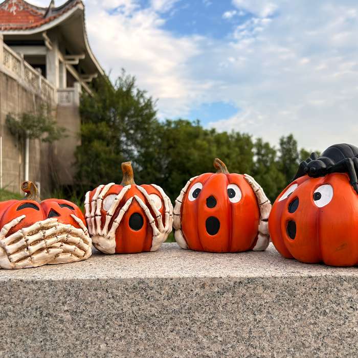Halloween Decorations Style B