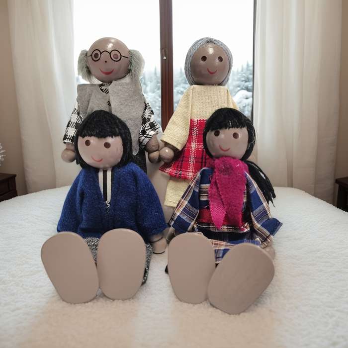 Toy Dolls color 4pcs  random style