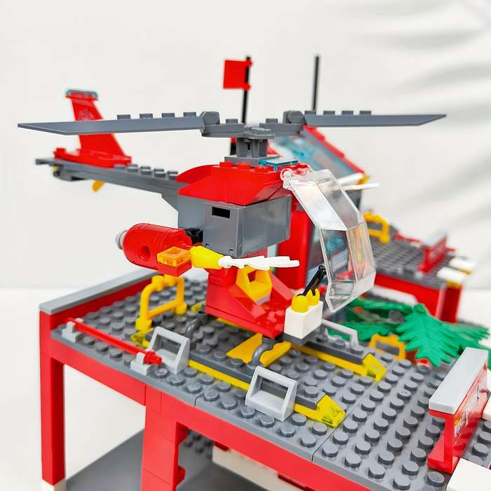 Building Toy Architectural Model Toy Set Items No. 07  758 Pieces