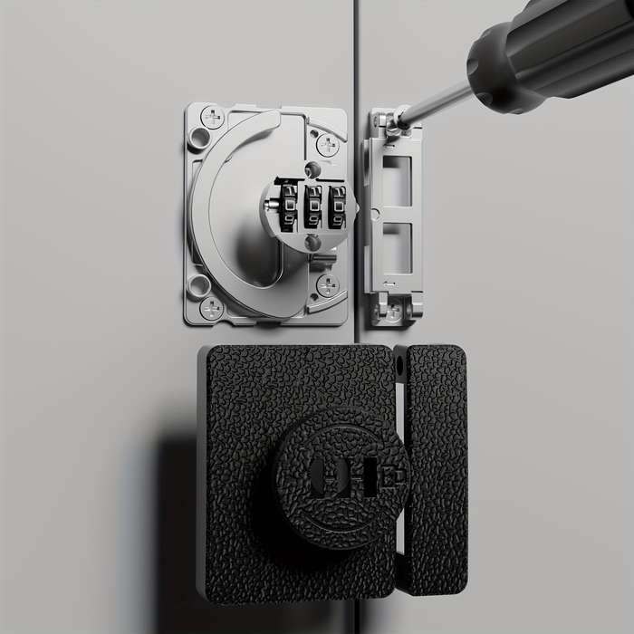 Lock Color Black