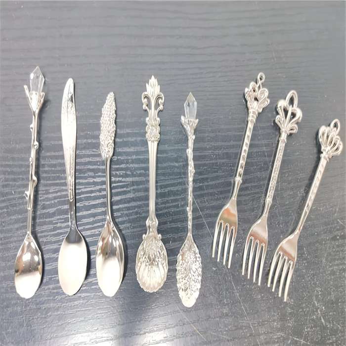 6pcs set of retro royal style dessert tableware stainless steel with Golden carvings small sp