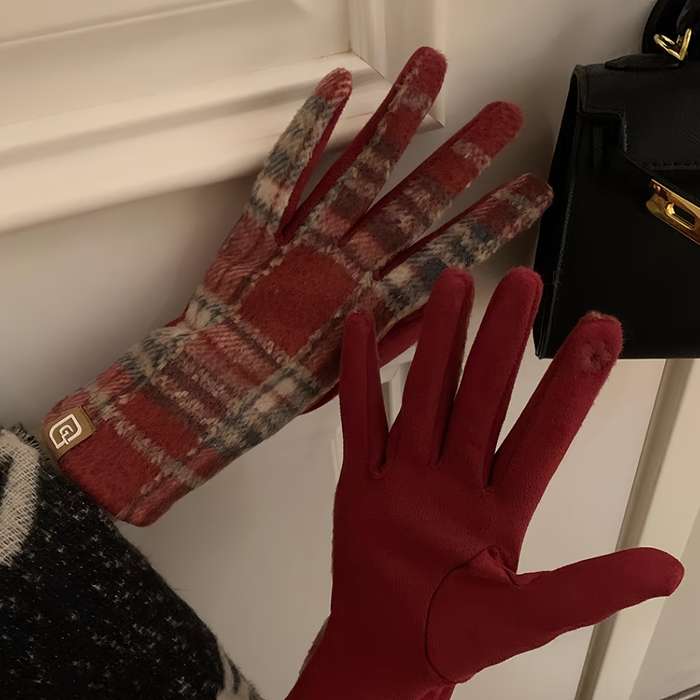 Winter Gloves Items Red Plaid