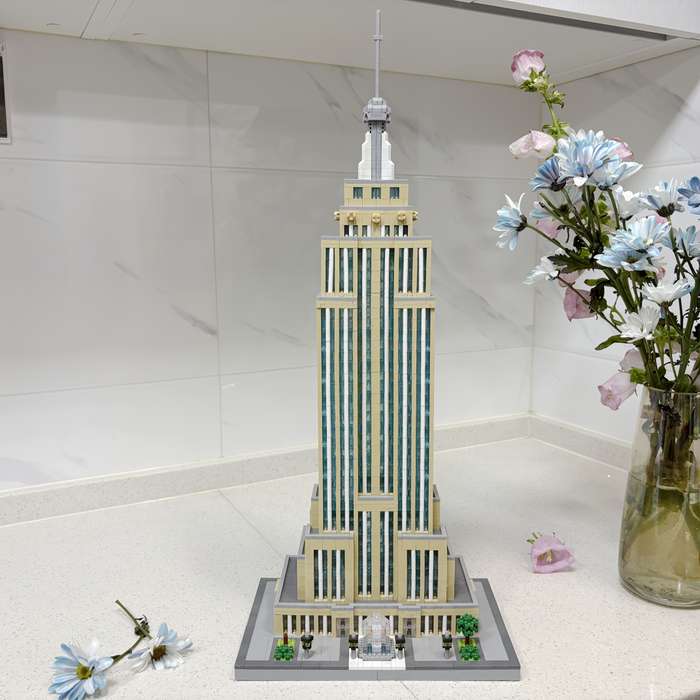 Building Toy Architectural Model Toy Set Items Empire State Building 4669Pcs