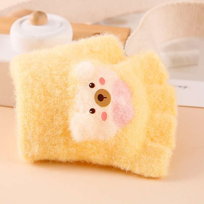 Winter Gloves Color Yellow