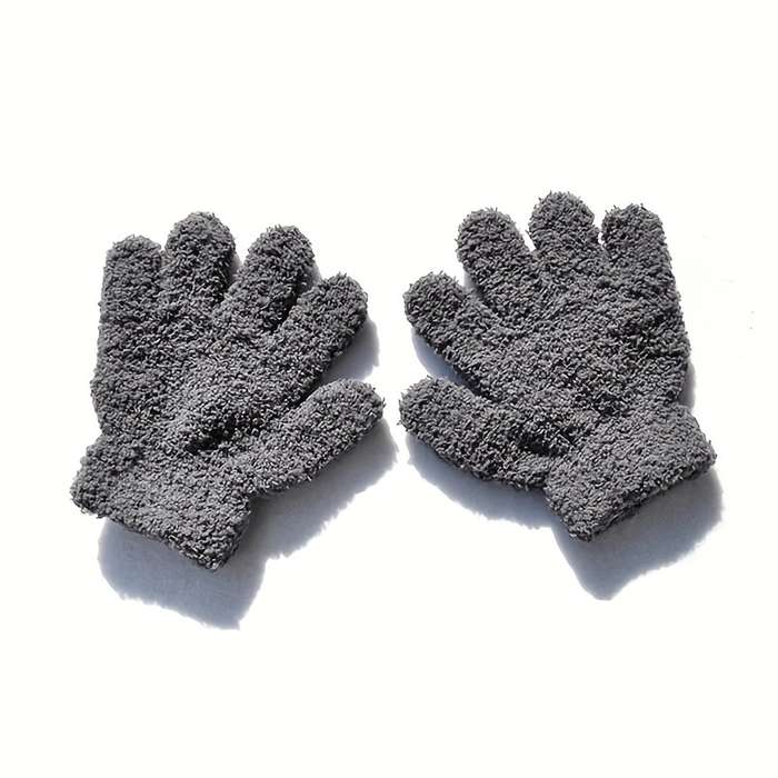 Winter Gloves Color White