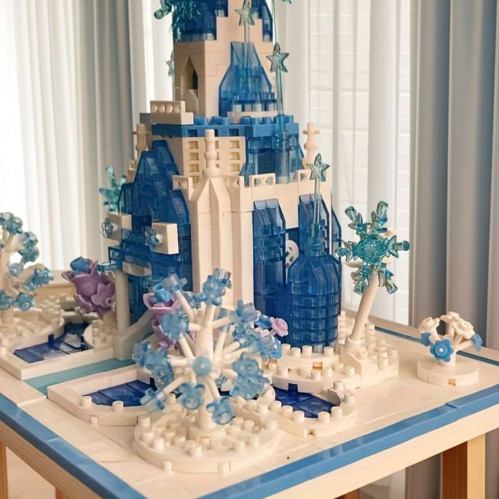 Building Toy Architectural Model Toy Set Model Ice And Snow Princess Castle   1191 Pieces