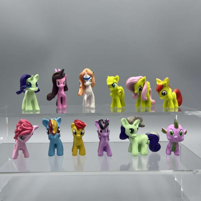 Toy Dolls color 12 Medium Size 5.99cm