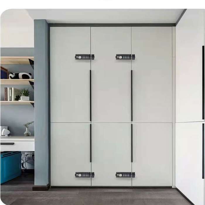 Lock Color Silvery