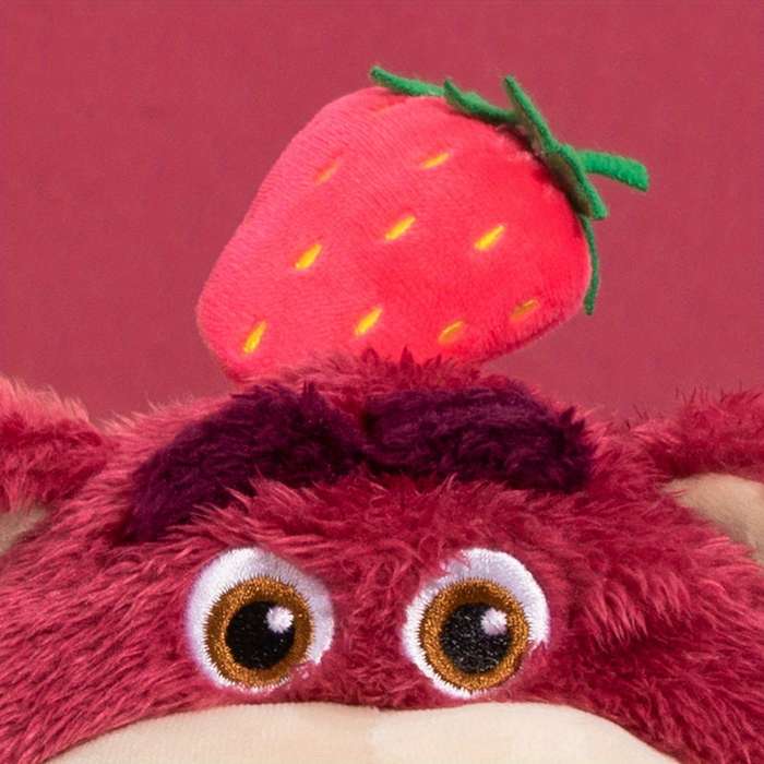Toy Dolls Model Sweet Strawberry Sitting