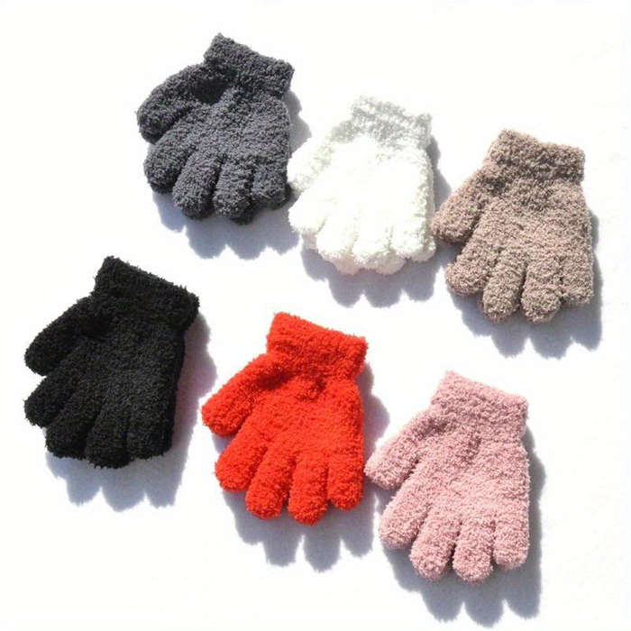 Winter Gloves Color White