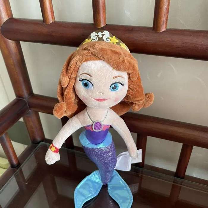 Toy Doll Style Sofia