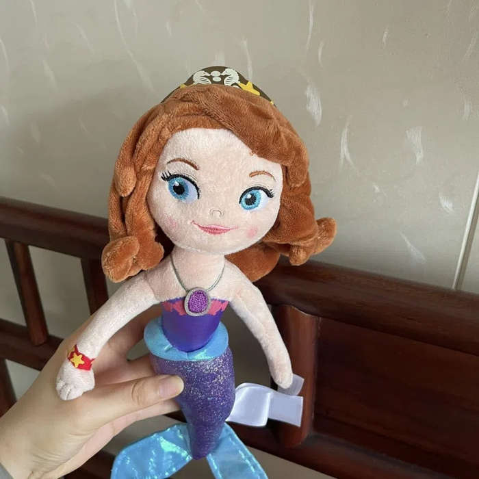 Toy Doll Style Sofia