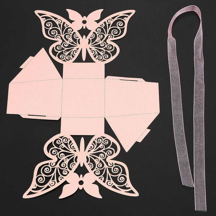 50pcs Butterfly Wedding Favour Box Birthday Gifts Candy Boxes (pink)