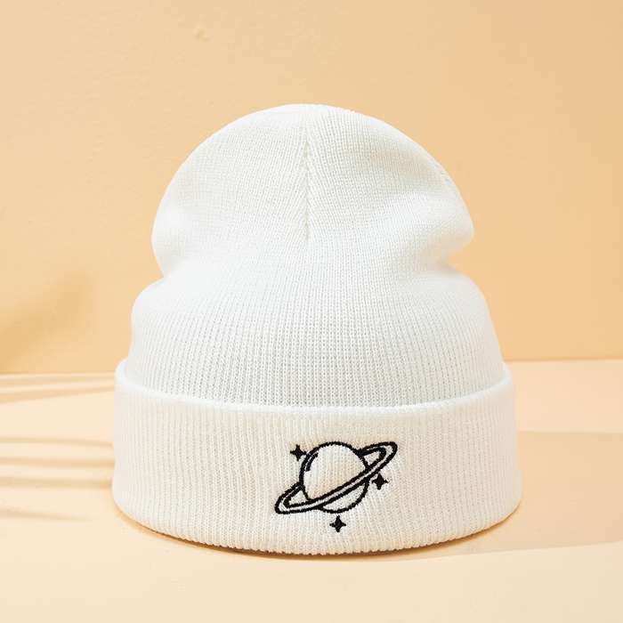 1pc Men's Planet Three Stars Embroidered Knitted Hat without Brim Suitable for Autumn and Winte