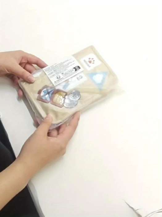 1pc Casual Canvas Trifold Passport Cover with Chain Travel Document Wallet Card Holder Cash