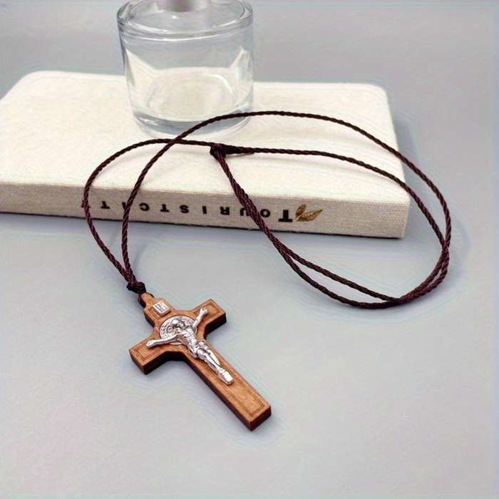 1 Piece Walnut Jesus Theme Pendant