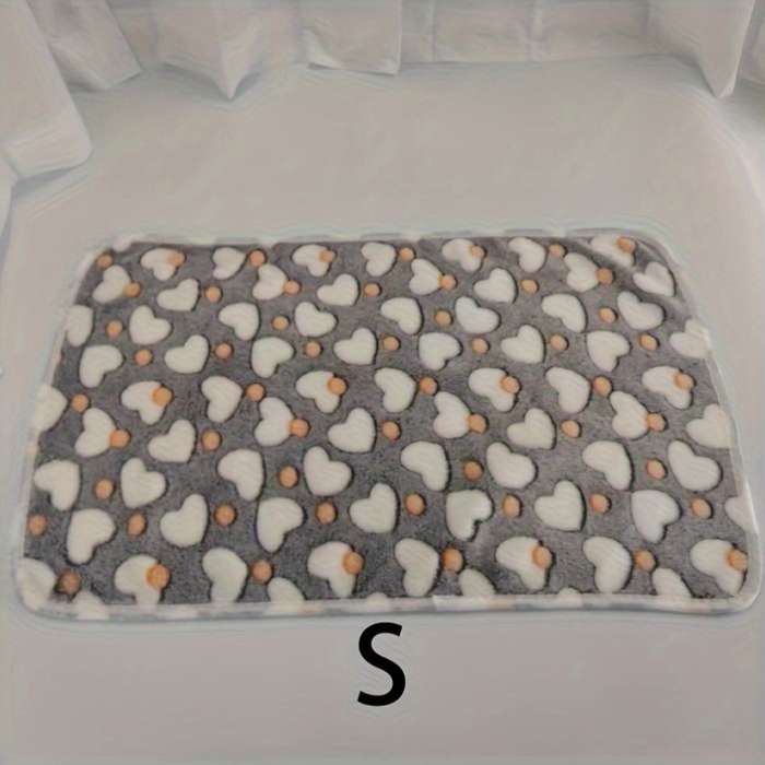 1ps Blanket Color Gray  Love Model  size M:52x76cm