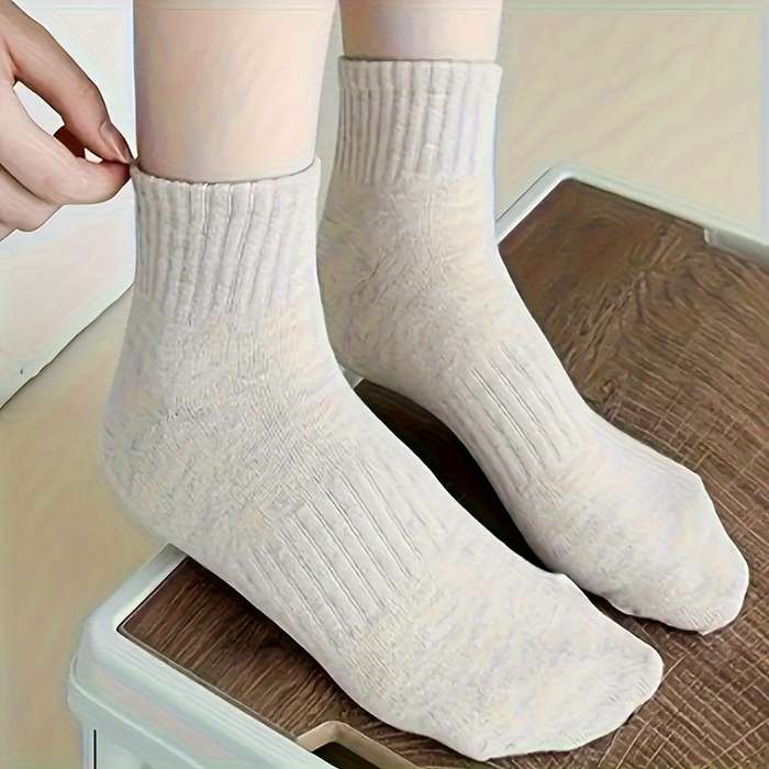 Sock 6 Pairs Of Mixed Colors  One Size