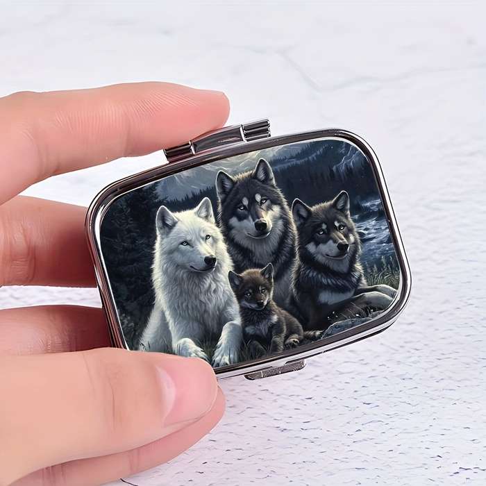 1pc Wolf Family Metal Pill Box C Portable Decorative Organizer with Realistic Wolf Artwork Com